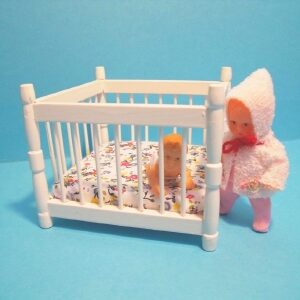 DOLLS HOUSE PLAYPEN