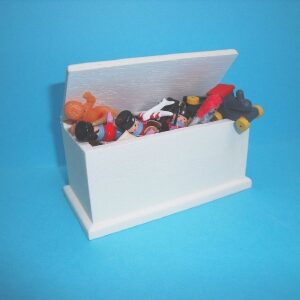DOLLS HOUSE TOY BOX