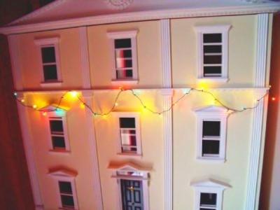 Dolls house Christmas lights string 24's (new) - Image 2